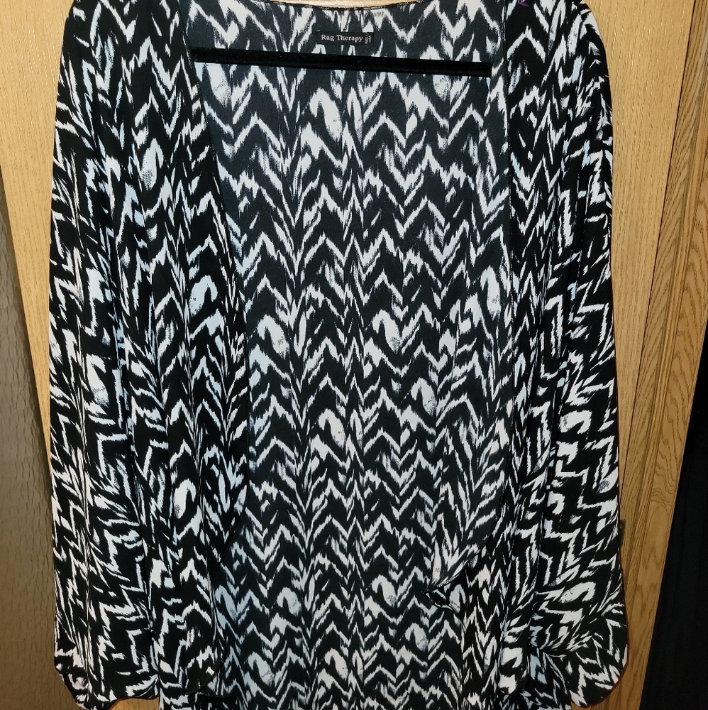 🎃SALE🎃Rag Therapy Bat Winged Cardi One Size